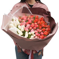 Букет «Букет омбрэ из тюльпанов» Букет «Букет омбрэ из тюльпанов»