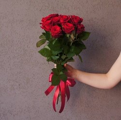 Букет «Красные розы недорого: 11 цветков, высота 50 см» Букет «Красные розы недорого: 11 цветков, высота 50 см»