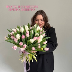 Букет «Смятая постель: 51 тюльпан под ленту» Букет «Смятая постель: 51 тюльпан под ленту»