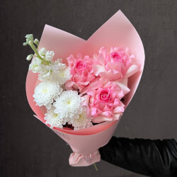 Авторский букет: вечерняя романтика Авторский букет: вечерняя романтика