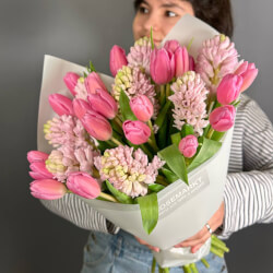 Мармелад: букет с тюльпанами и гиацинтами Мармелад: букет с тюльпанами и гиацинтами